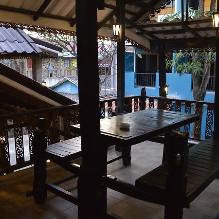 Baan Thai Homestay By Bgb Villas Praia de Kata Exterior foto