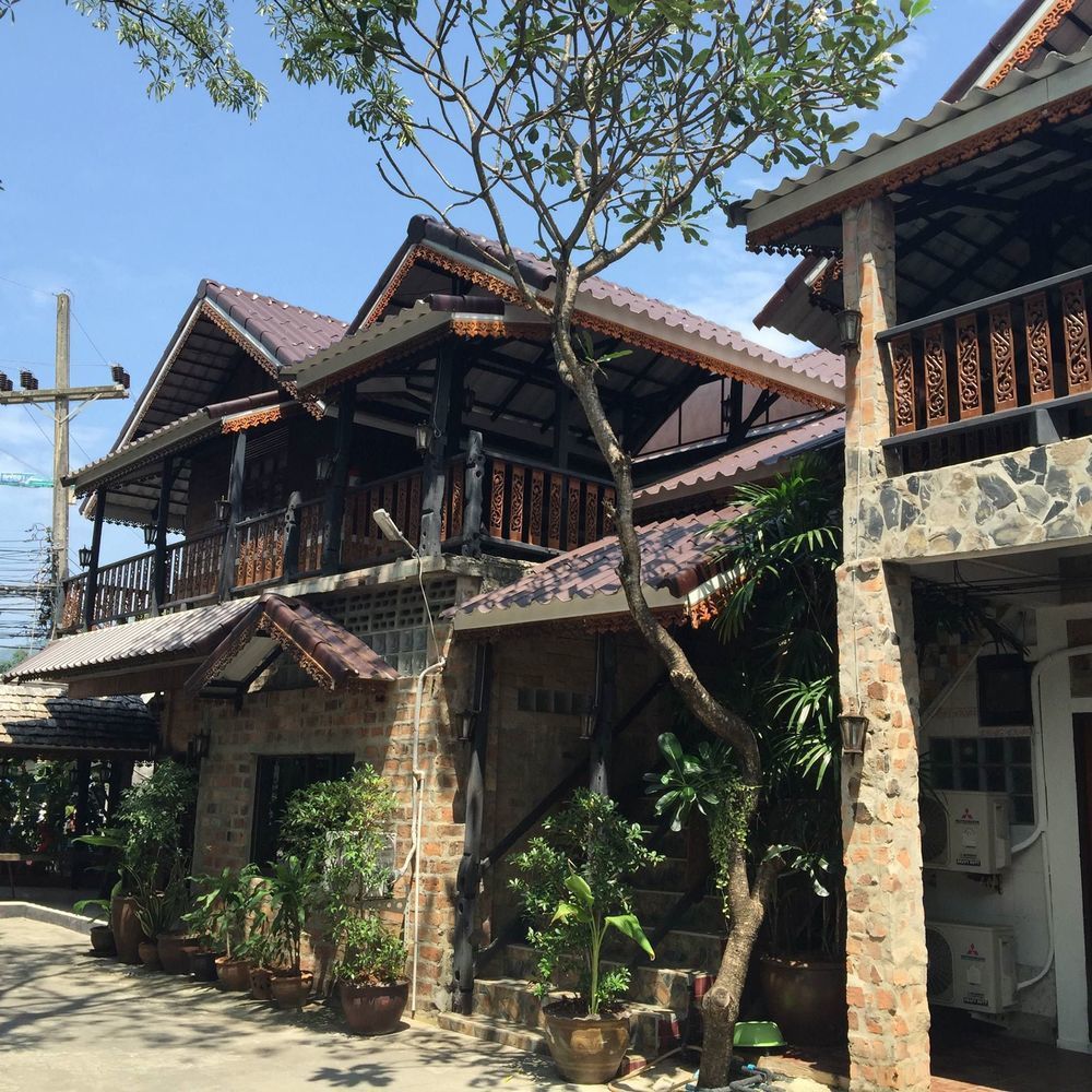 Baan Thai Homestay By Bgb Villas Praia de Kata Exterior foto