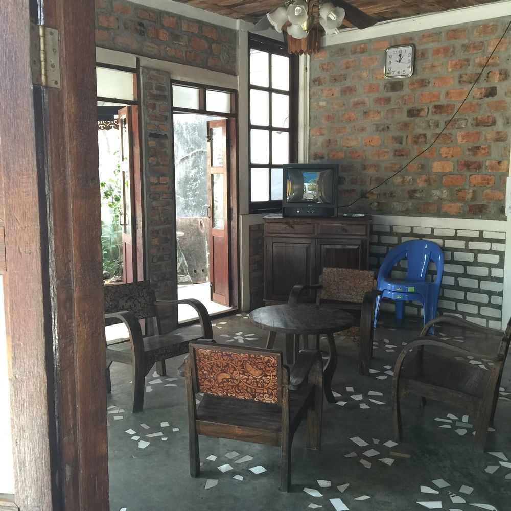 Baan Thai Homestay By Bgb Villas Praia de Kata Exterior foto
